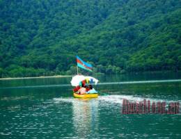 Озеро Нохур в Габала Азербайджан